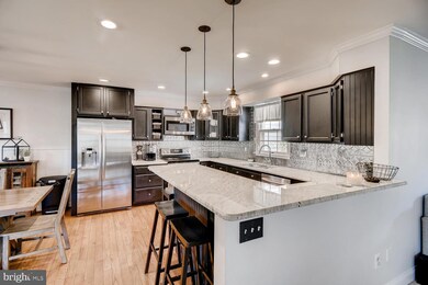 2817 Orchard Lakes Dr, Baldwin, MD 21013 - photo 2