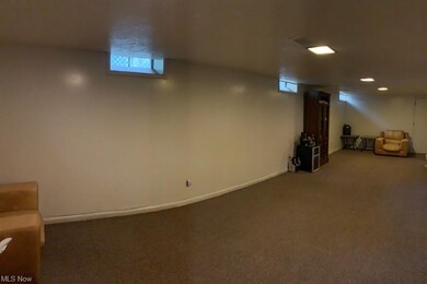 5420 Fairtree Rd, Bedford, OH 44146 - photo 6