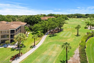 Located on the 18th Hole you will love the locatio