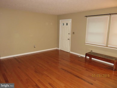 23235 Spalding Ln, Leonardtown, MD 20650 - photo 4