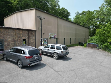 2-A Cherry Tree Dr, Nutter Fort, WV 26301 - photo 4