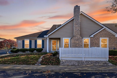 6687 Eagle Ridge Ln unit C, Canal Winchester, OH 43110 - photo 2