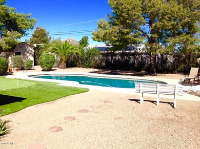 salt water diving pool