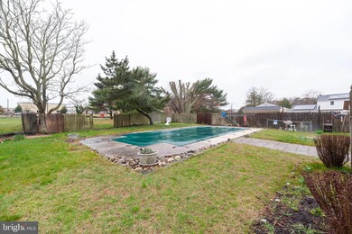 108 Meadowview Ave, Absecon, NJ 08201 - photo 2