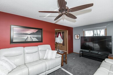 1420 Swanhill Dr, Albert Lea, MN 56007 - photo 5