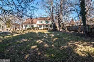 9904 Blake Ln, Oakton, VA 22124 - photo 4