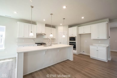 581 Roosevelt St, Fortville, IN 46040 - photo 3