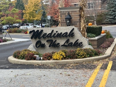 WELCOME to MEDINA ON THE LAKES. Beautifully landsc