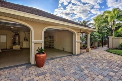 Spacious garage