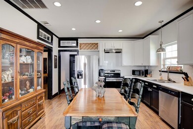 109 Mccrae Ln, Boyd, TX 76023 - photo 4