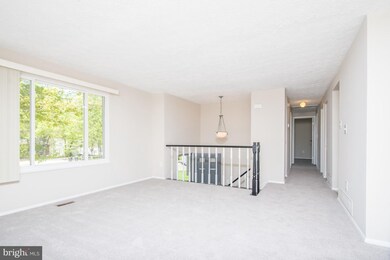 8841 Woodlawn Way, Springfield, VA 22153 - photo 4