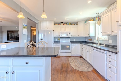 2510 Nash Ln 4-07