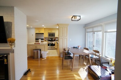 307 Winchester St unit C, Newton Highlands, MA 02461 - photo 4