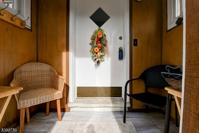 798 Pinewood Rd, Union, NJ 07083 - photo 2