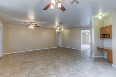 Open to kitchen Family Rm