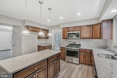 15105 Jennings Ln, Bowie, MD 20721 - photo 4