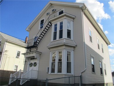 19 Gooding St, Pawtucket, RI 02860 - photo 3