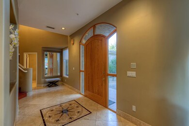 004_Foyer[1]