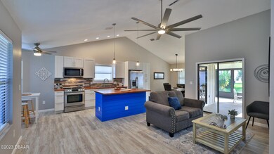 702 Sky Tree Ct-7
