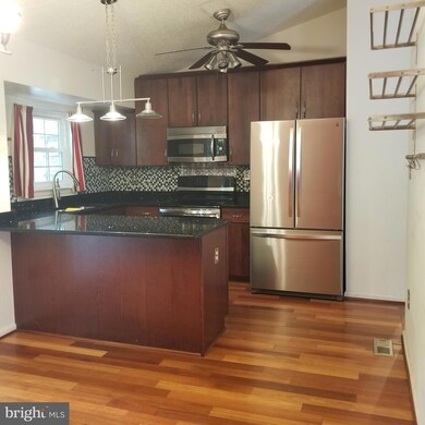 1041 St Michaels Dr, Bowie, MD 20721 - photo 3