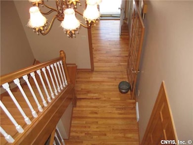 Foyer.