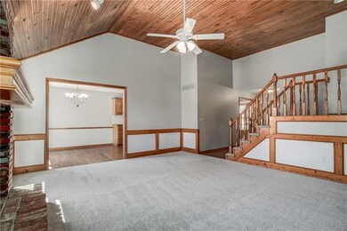 9219 Swarner Dr, Lenexa, KS 66219 - photo 7