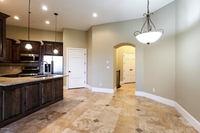 5176 N University Avenue Unit-005-005-51