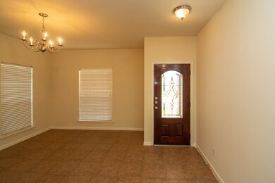 31711 Regal Park Ct, Conroe, TX 77385 - photo 4