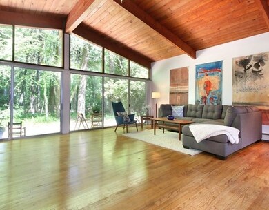 138 Sandy Pond Rd, Lincoln, MA 01773 - photo 4