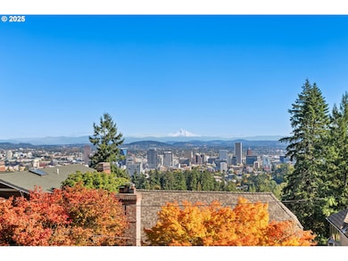 2933 SW Fairview Blvd, Portland, OR 97205 - photo 2