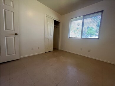 4915 1/2 Agate St, Riverside, CA 92509 - photo 7