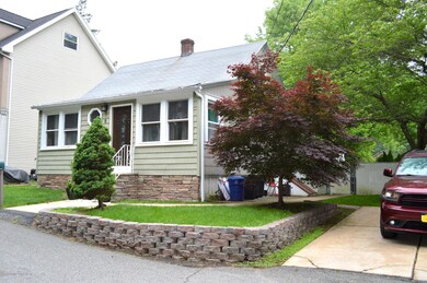 8 Dole St_Exterior 3