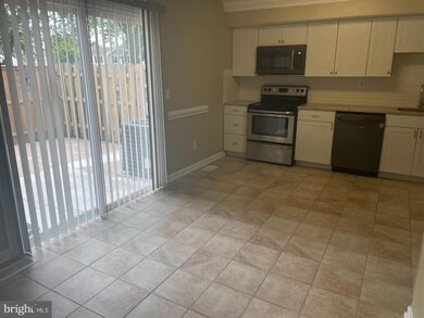 539 Jamestown Ct, Edgewood, MD 21040 - photo 3