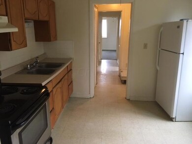 1058 Kitchen