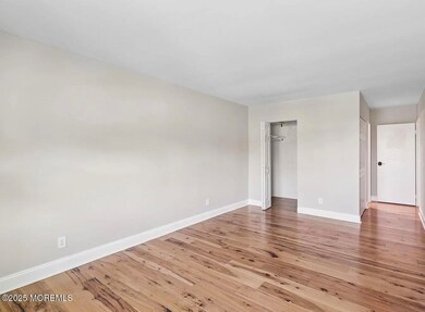 Waterside Condominiums unit H20, Edgewater, NJ 07020 - photo 5