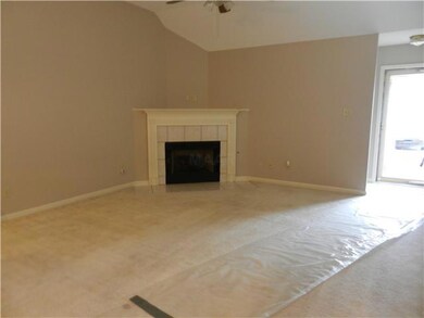 Oversize greatroom!