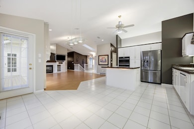 1059 Sommerset Place, West Fargo, ND 58078 - photo 7