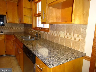 396 Town Dr, Greencastle, PA 17225 - photo 6