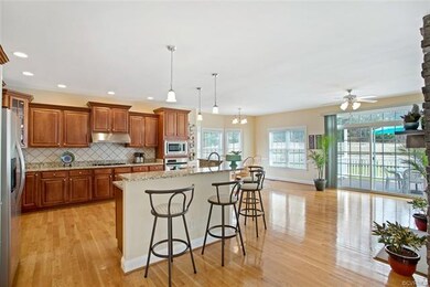 Large eat-in kitchen perfect for entertaining