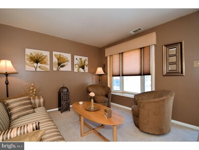 522 Barrington Ct, Sellersville, PA 18960 - photo 3