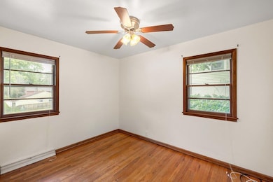 3232_ellis_dr_ames_ia-6_700