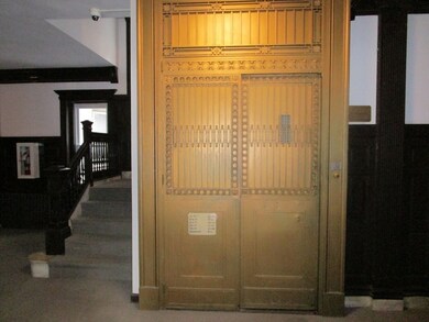 64 Charlesgate E unit 76, Boston, MA 02215 - photo 4