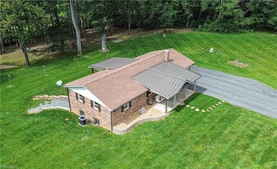 834 Pine Swamp Rd, Sparta, NC 28675 - photo 4