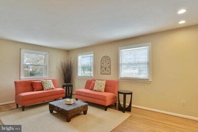 3023 Chapel View Dr, Beltsville, MD 20705 - photo 3