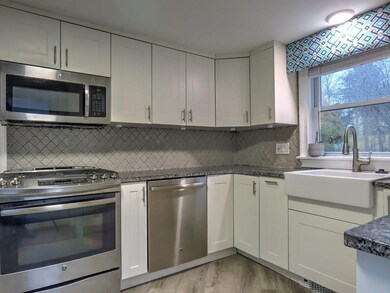 29 Vincent St, Whitman, MA 02382 - photo 5