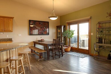 3527 Pheasant Dr, Cedar Falls, IA 50613 - photo 4