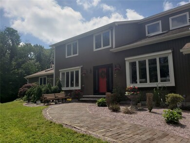 146 Winsor Ave, Johnston, RI 02919 - photo 3