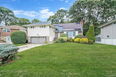 7 Wilbur Ln, Roosevelt, NY 11575 - photo 3