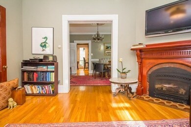 158 Cypress St unit 1, Brookline, MA 02445 - photo 3