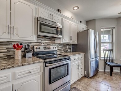 5817 Cheyenne Ct, Warr Acres, OK 73132 - photo 4